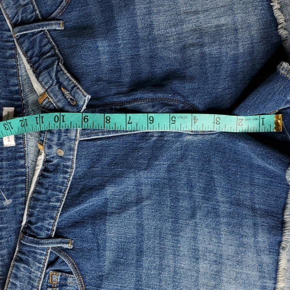 Good American Cut-off Fold Over Waistband Jeans - Picture 10 of 15